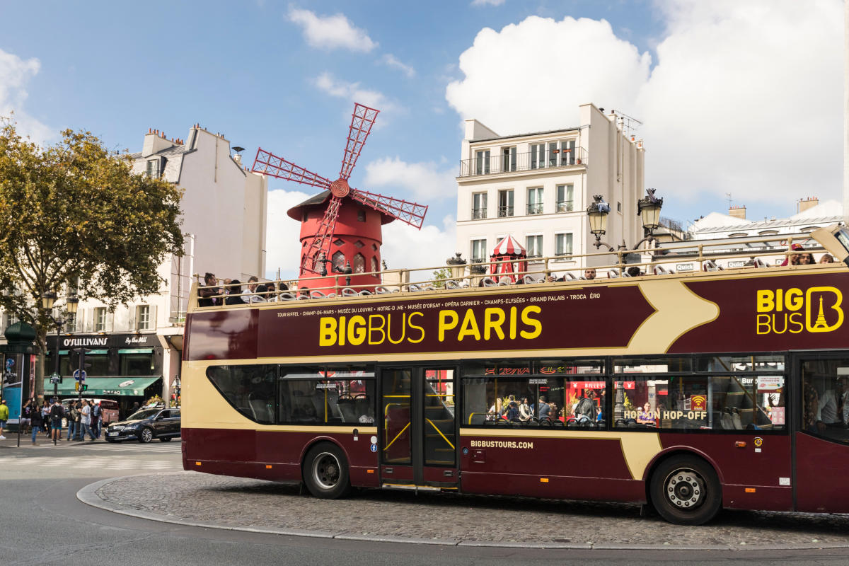 Excursiones por París con Civitatis. Moulin Rouge y Bus turístico en Francia